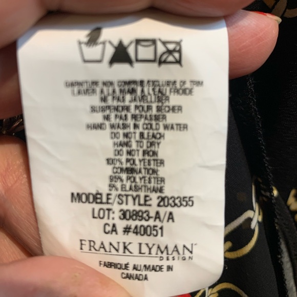 Frank Lyman Black Sheer Chain link Design Print Blouse Long back button up US14 - Picture 2 of 13